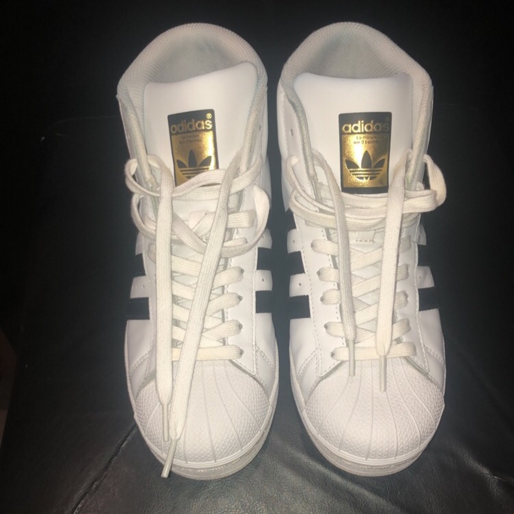 AUTHENTIC PRO MODEL J🔥